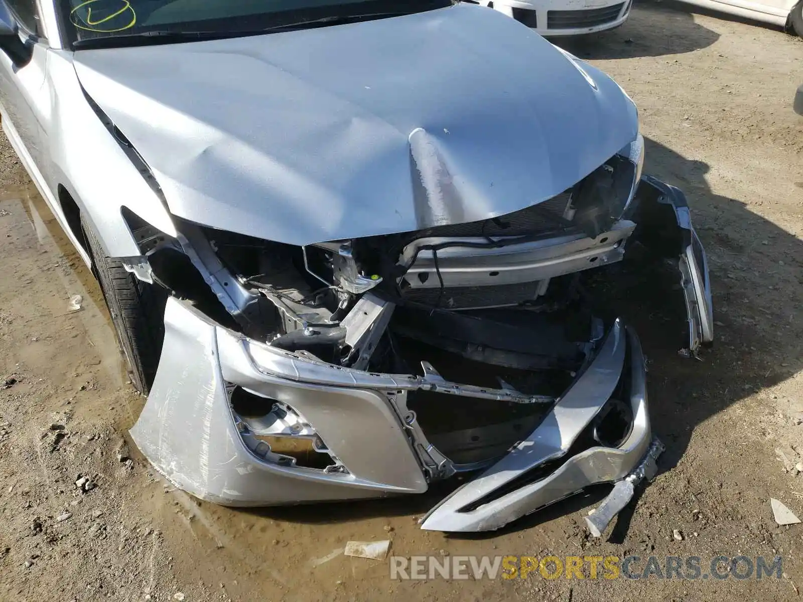 9 Photograph of a damaged car 4T1B11HK3KU805709 TOYOTA CAMRY 2019