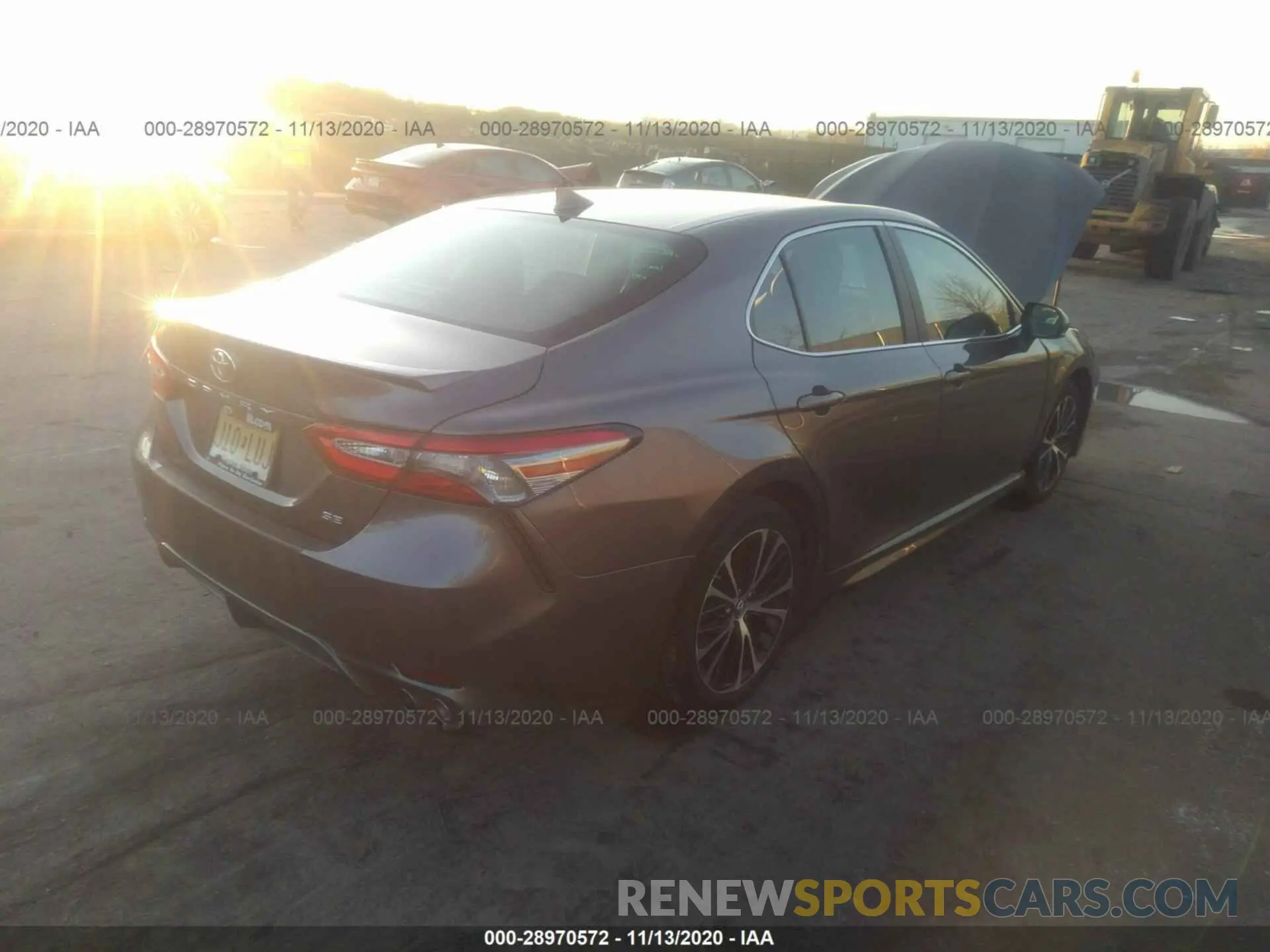 4 Photograph of a damaged car 4T1B11HK3KU809419 TOYOTA CAMRY 2019