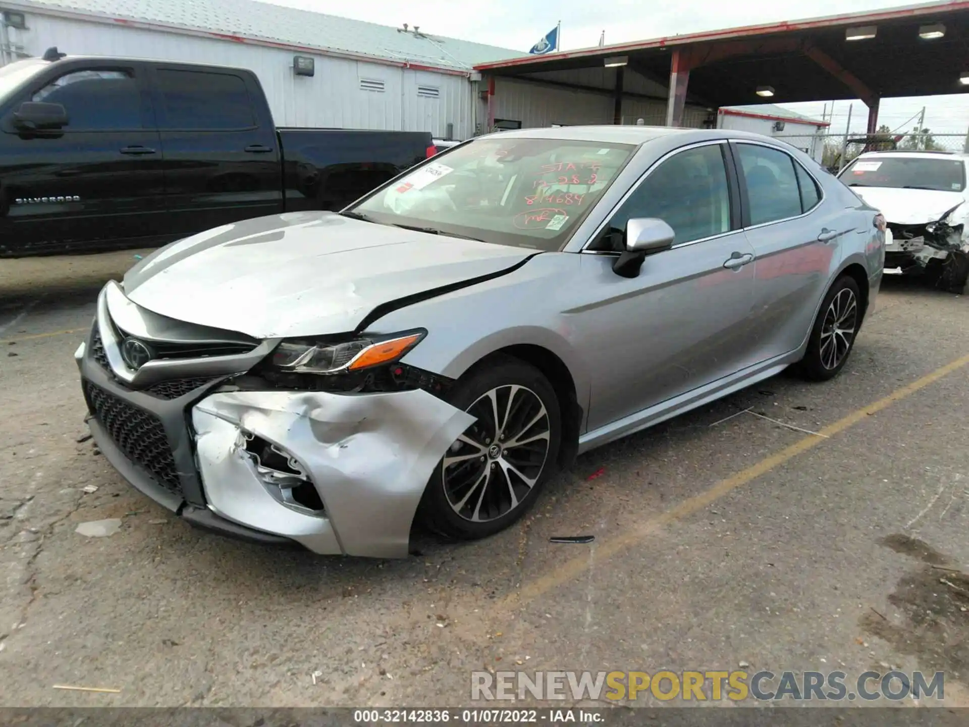 2 Photograph of a damaged car 4T1B11HK3KU814684 TOYOTA CAMRY 2019