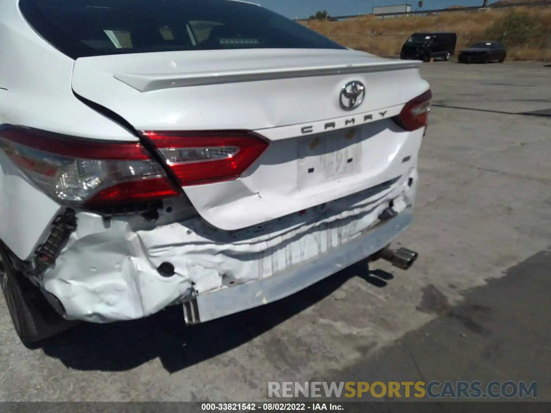 6 Photograph of a damaged car 4T1B11HK3KU819528 TOYOTA CAMRY 2019