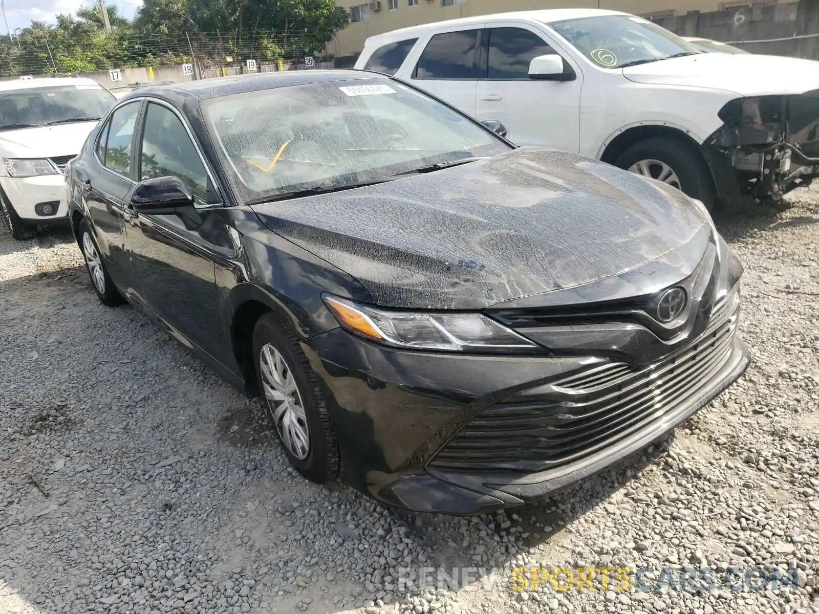 1 Photograph of a damaged car 4T1B11HK3KU821523 TOYOTA CAMRY 2019