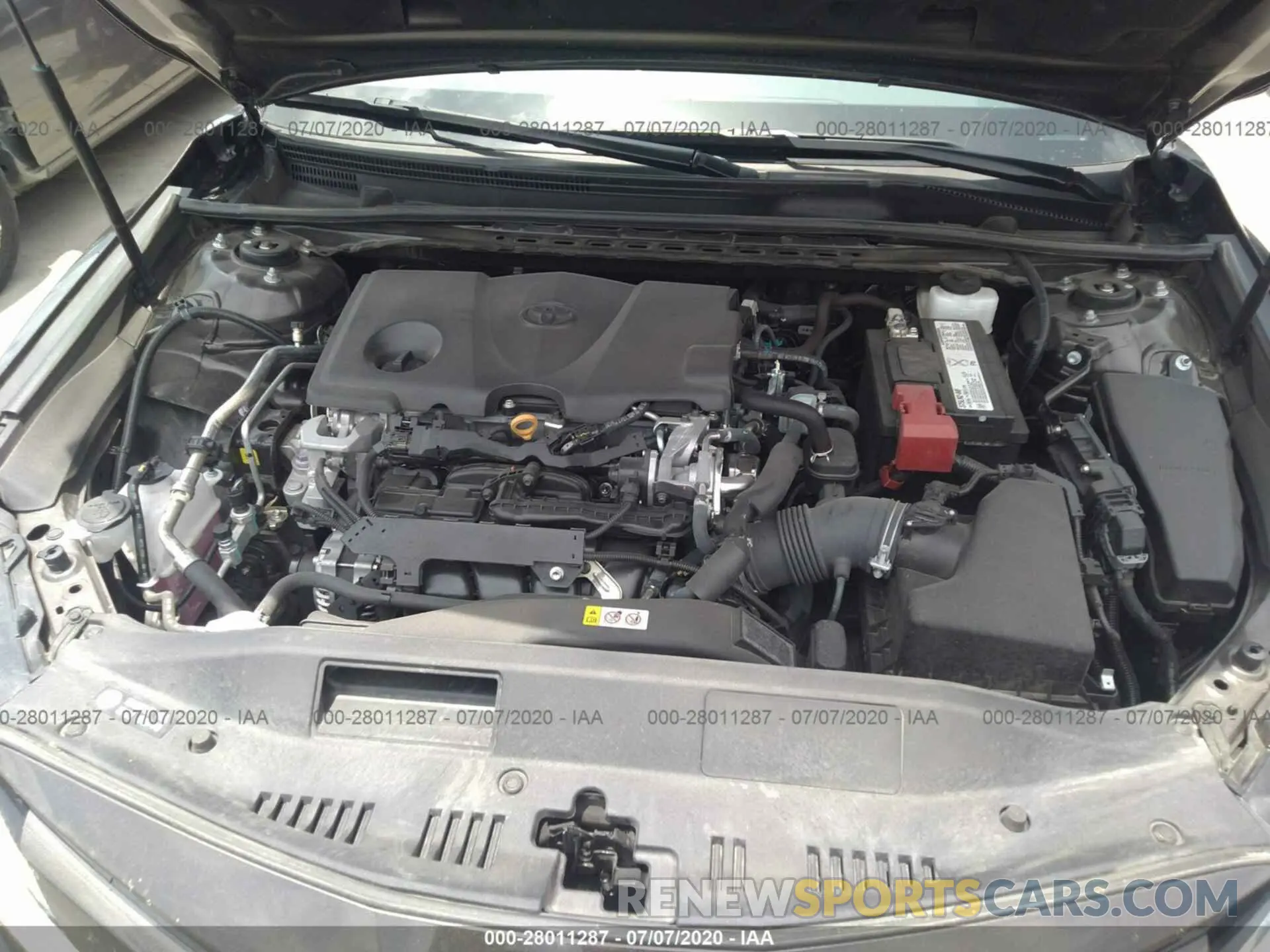 10 Photograph of a damaged car 4T1B11HK3KU822493 TOYOTA CAMRY 2019