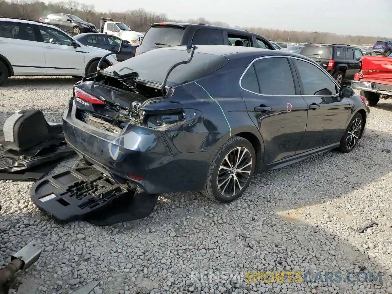 3 Photograph of a damaged car 4T1B11HK3KU822509 TOYOTA CAMRY 2019