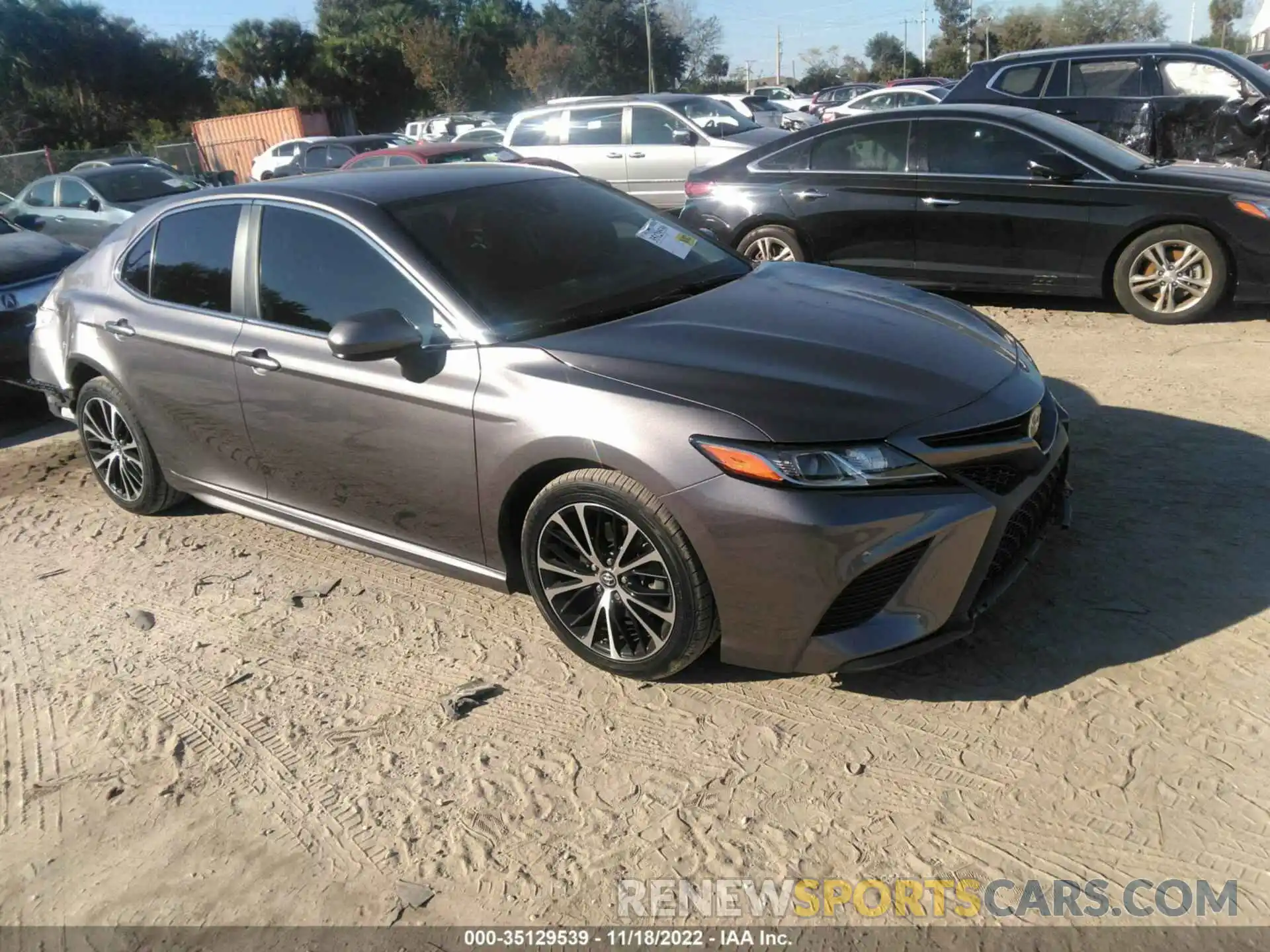 1 Photograph of a damaged car 4T1B11HK3KU825197 TOYOTA CAMRY 2019