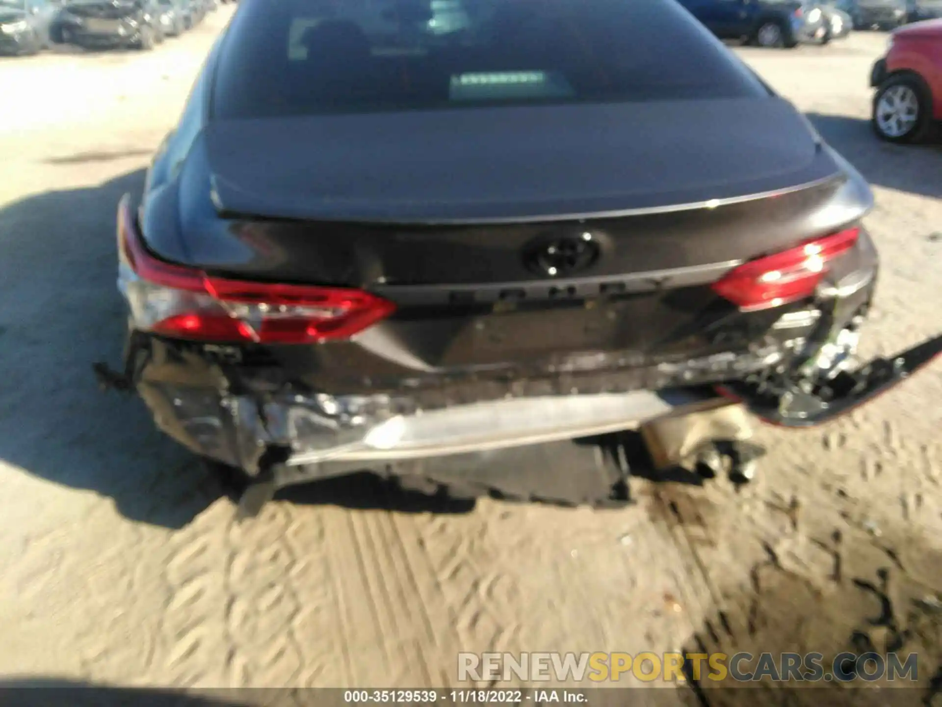 6 Photograph of a damaged car 4T1B11HK3KU825197 TOYOTA CAMRY 2019