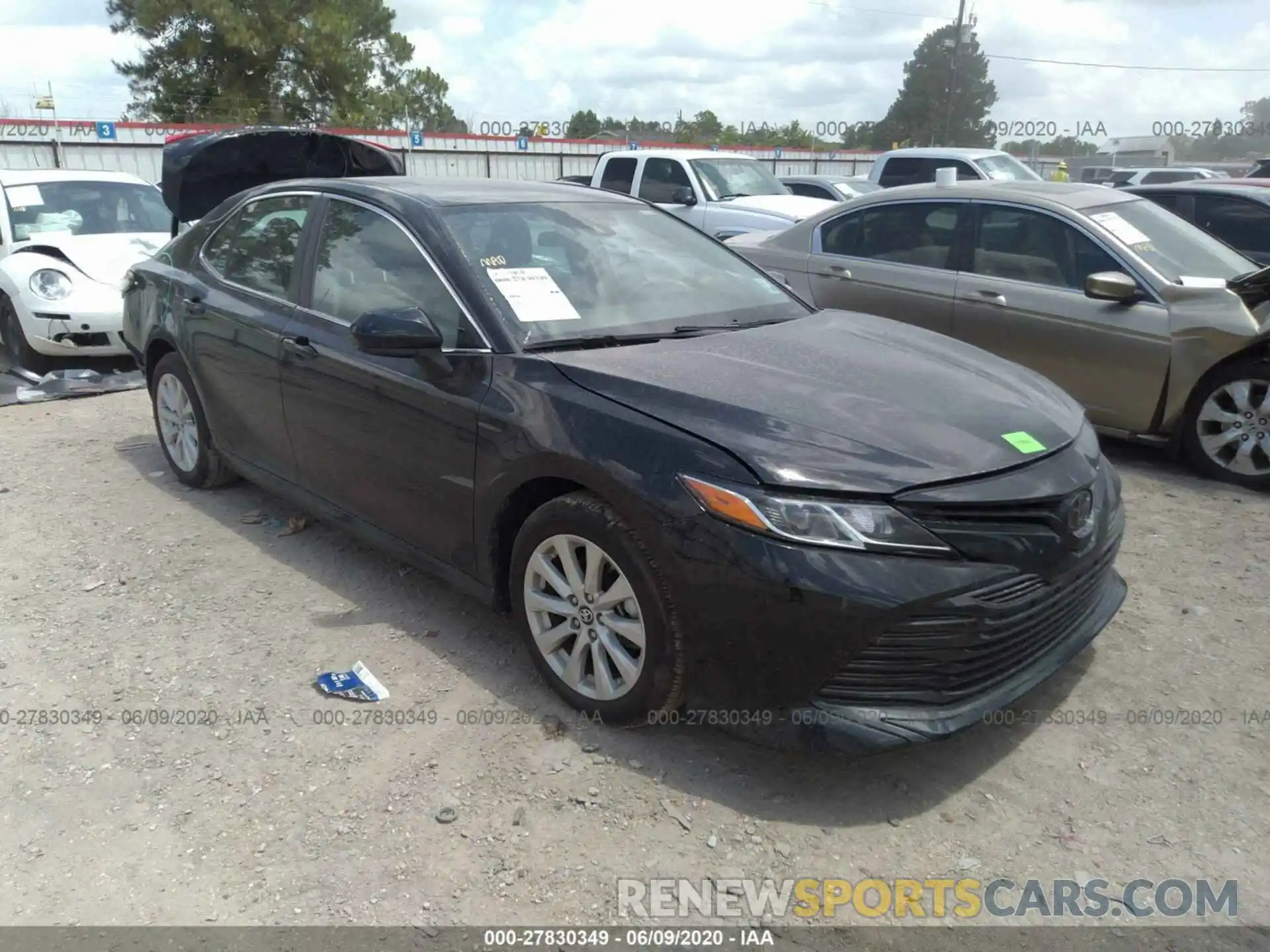 1 Photograph of a damaged car 4T1B11HK3KU825569 TOYOTA CAMRY 2019