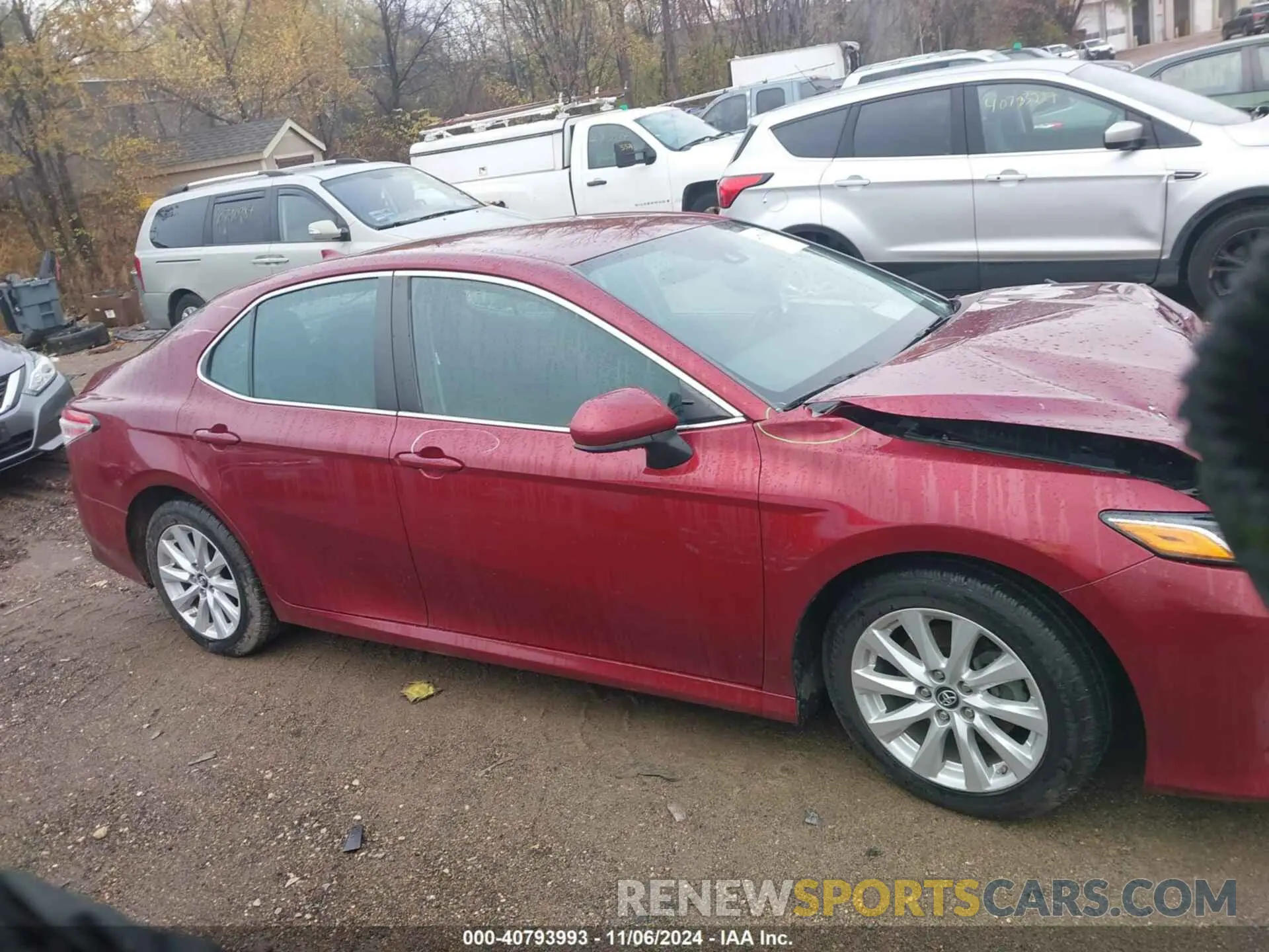 13 Photograph of a damaged car 4T1B11HK3KU825989 TOYOTA CAMRY 2019