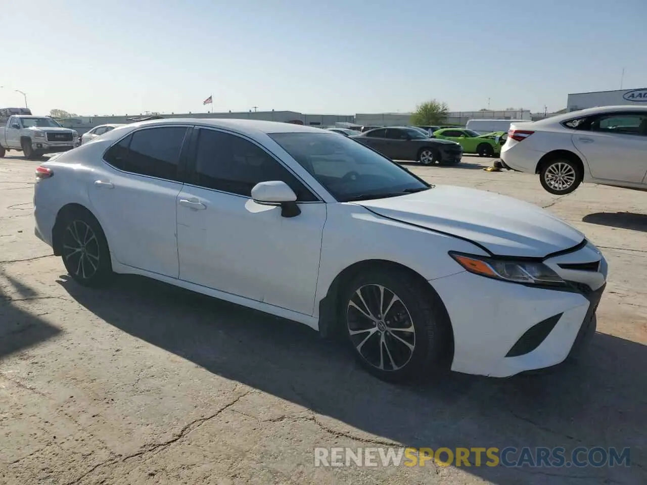 4 Photograph of a damaged car 4T1B11HK3KU832439 TOYOTA CAMRY 2019