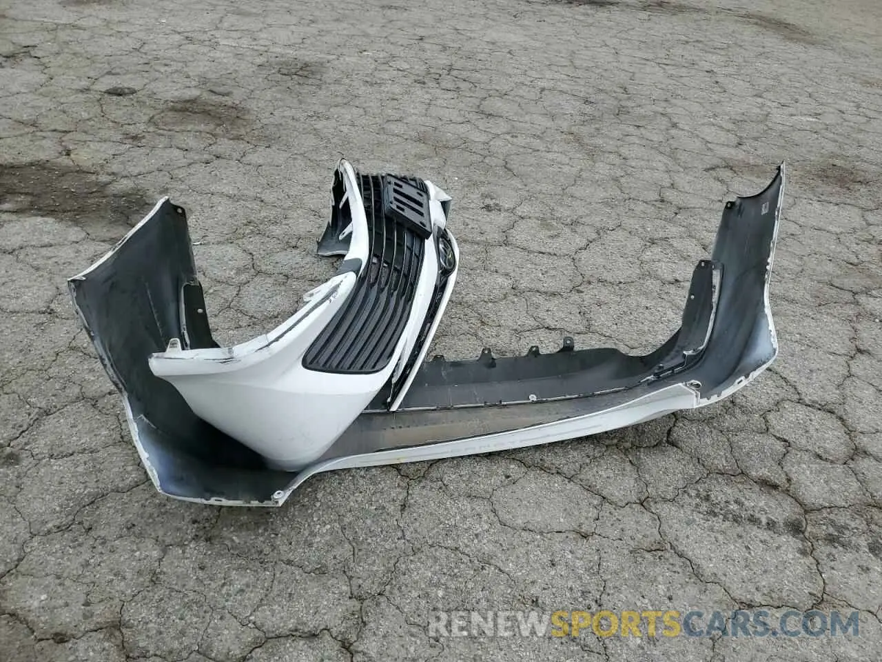 12 Photograph of a damaged car 4T1B11HK3KU835390 TOYOTA CAMRY 2019