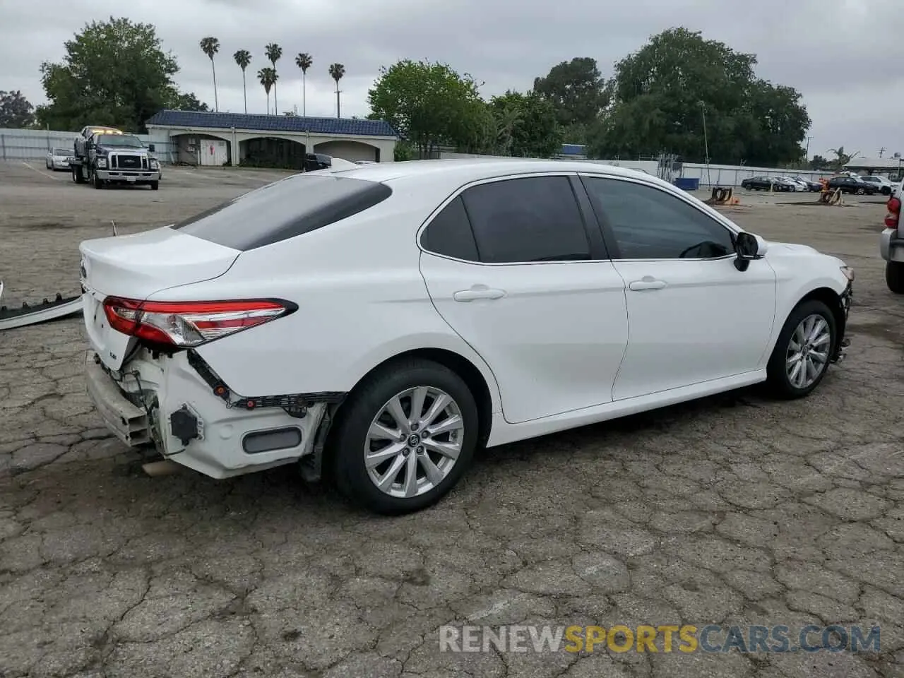 3 Photograph of a damaged car 4T1B11HK3KU835390 TOYOTA CAMRY 2019