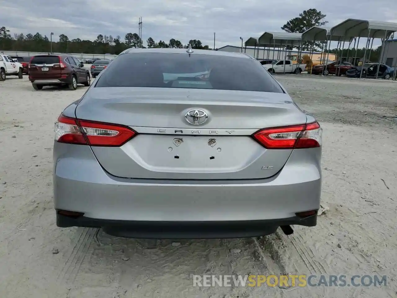 6 Photograph of a damaged car 4T1B11HK3KU842579 TOYOTA CAMRY 2019