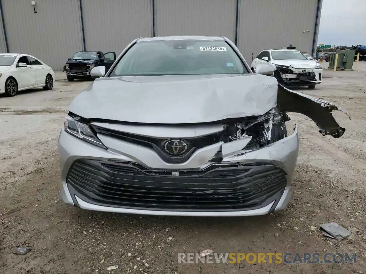 5 Photograph of a damaged car 4T1B11HK3KU844705 TOYOTA CAMRY 2019