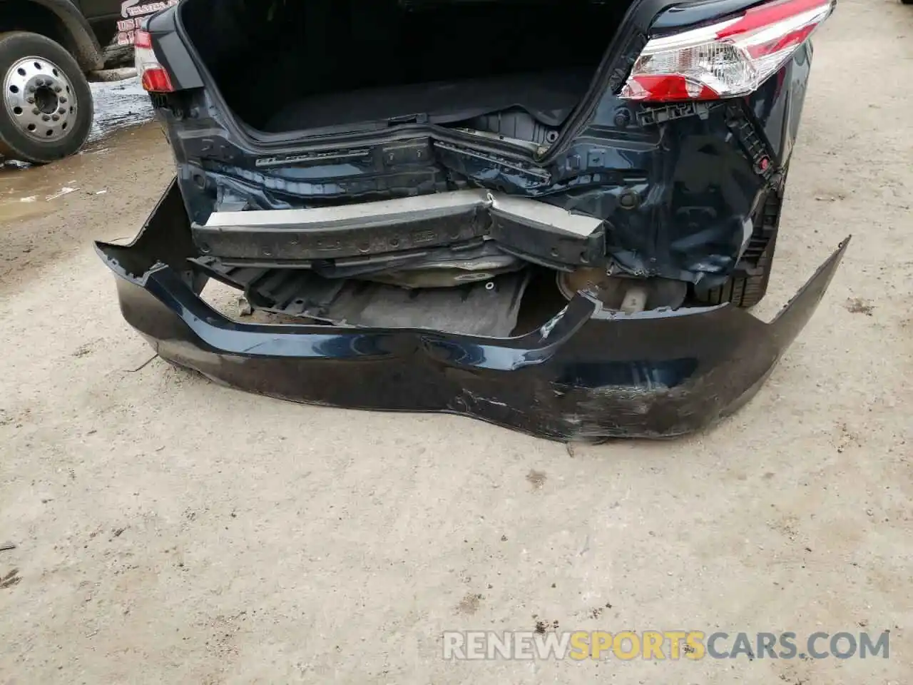 12 Photograph of a damaged car 4T1B11HK3KU847006 TOYOTA CAMRY 2019