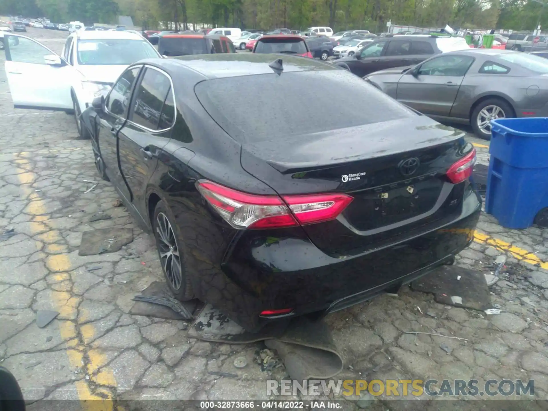 3 Photograph of a damaged car 4T1B11HK3KU849340 TOYOTA CAMRY 2019