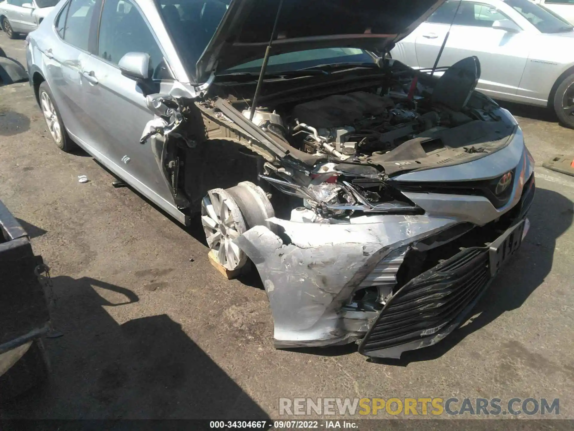 6 Photograph of a damaged car 4T1B11HK3KU850696 TOYOTA CAMRY 2019