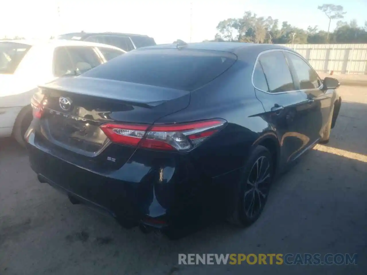 4 Photograph of a damaged car 4T1B11HK3KU850889 TOYOTA CAMRY 2019