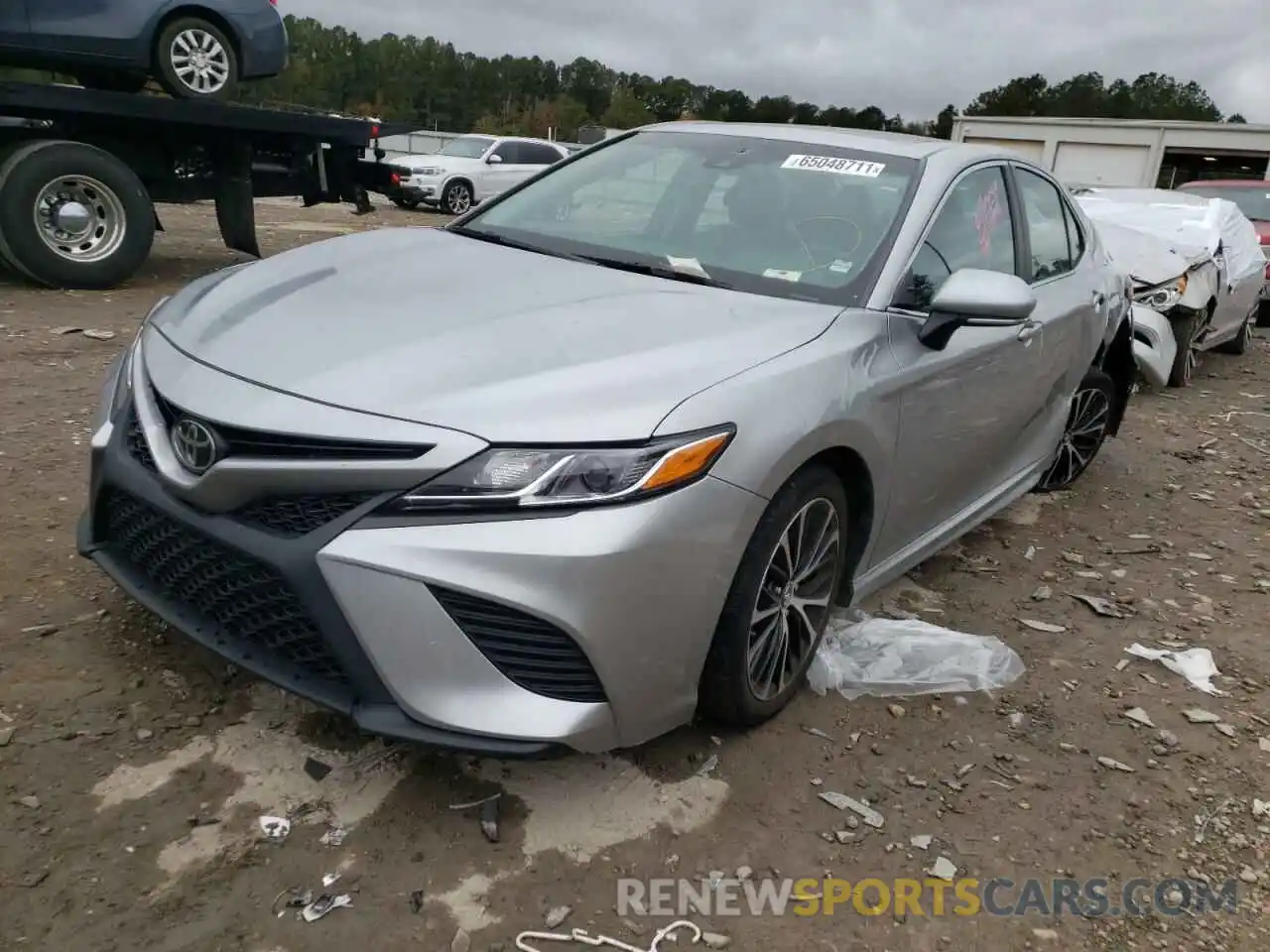 2 Photograph of a damaged car 4T1B11HK4JU065912 TOYOTA CAMRY 2019