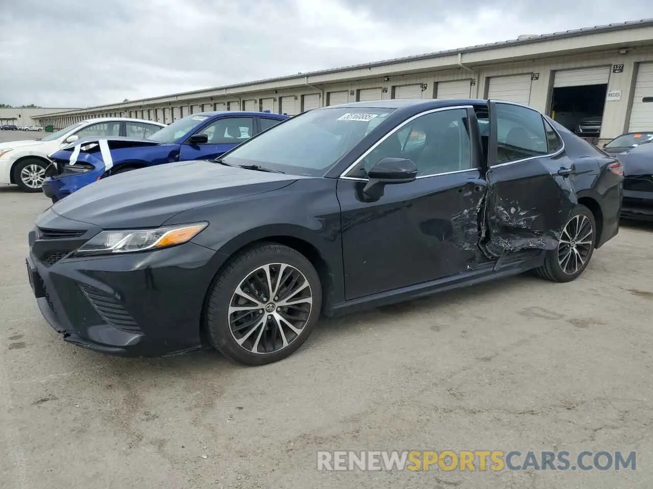 1 Photograph of a damaged car 4T1B11HK4KU160035 TOYOTA CAMRY 2019