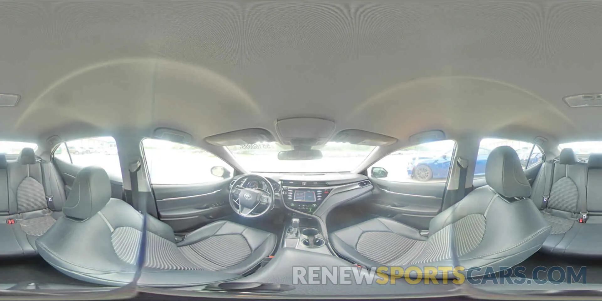 14 Photograph of a damaged car 4T1B11HK4KU160035 TOYOTA CAMRY 2019