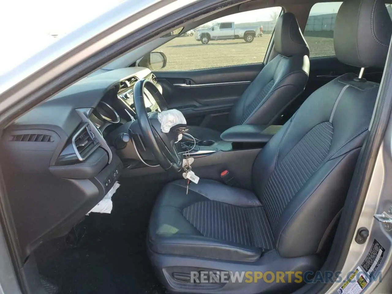 7 Photograph of a damaged car 4T1B11HK4KU162559 TOYOTA CAMRY 2019