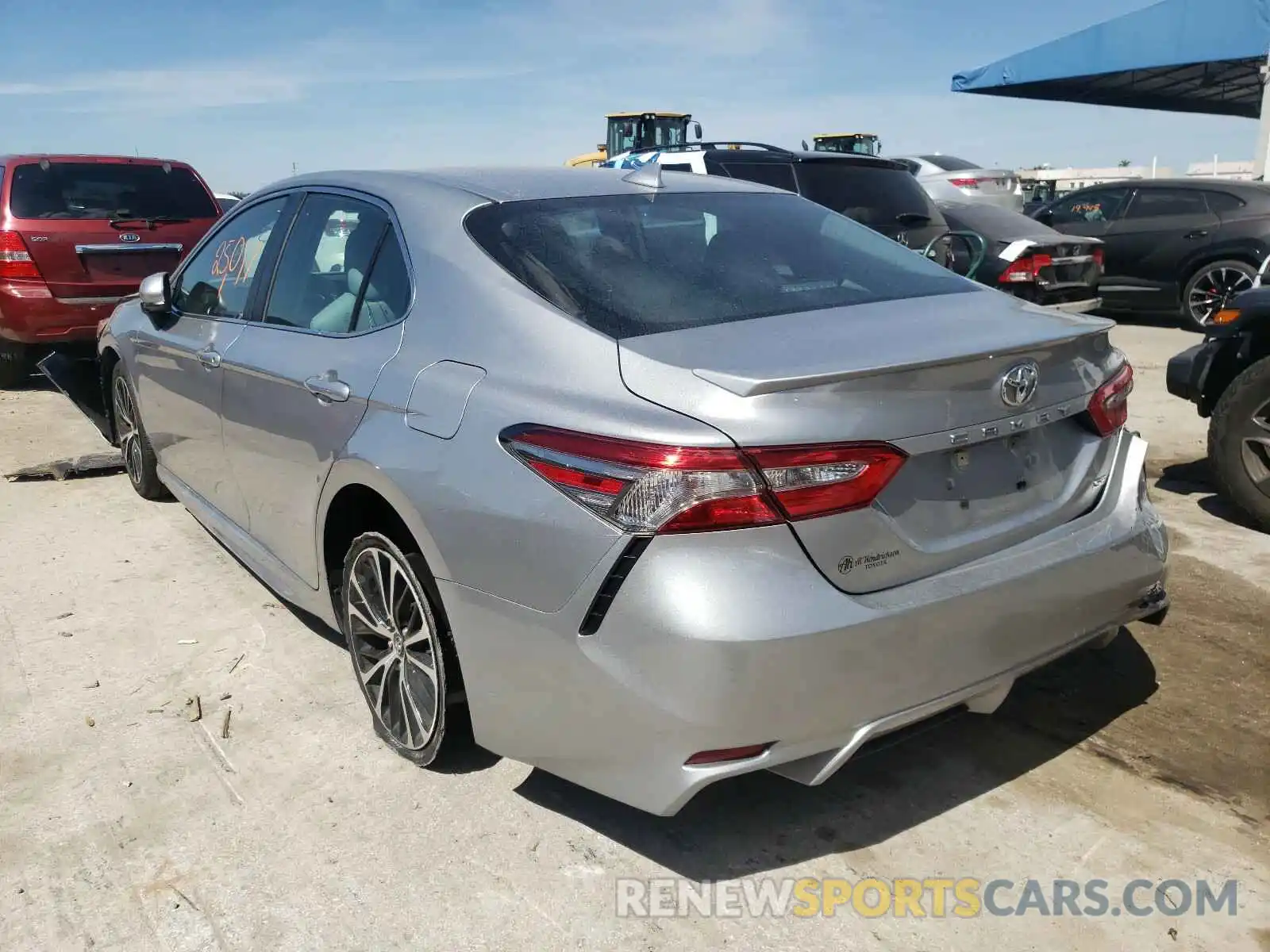 3 Photograph of a damaged car 4T1B11HK4KU164778 TOYOTA CAMRY 2019