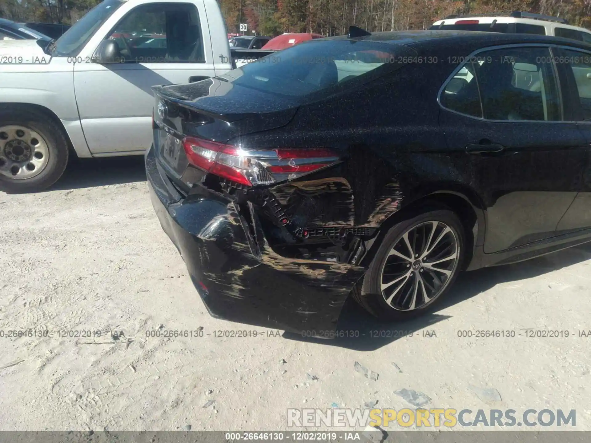 6 Photograph of a damaged car 4T1B11HK4KU166269 TOYOTA CAMRY 2019