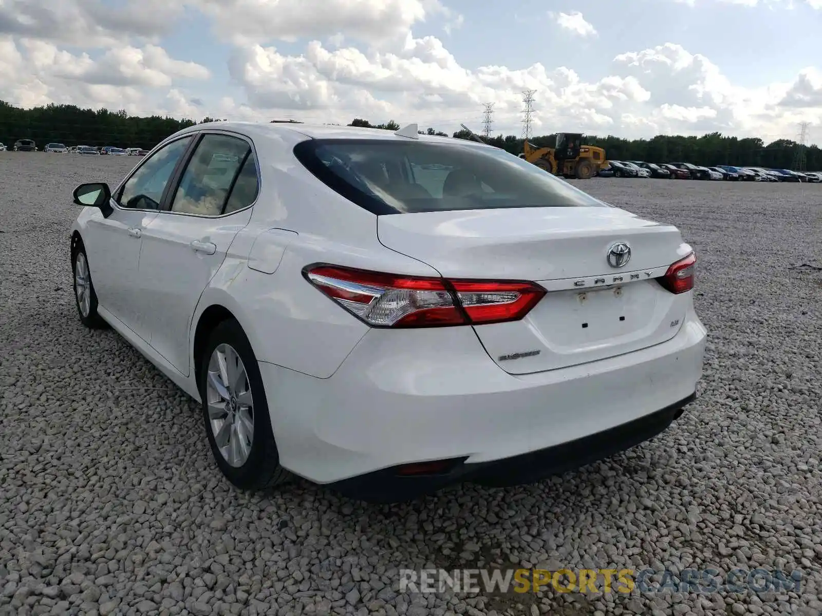 3 Photograph of a damaged car 4T1B11HK4KU172024 TOYOTA CAMRY 2019