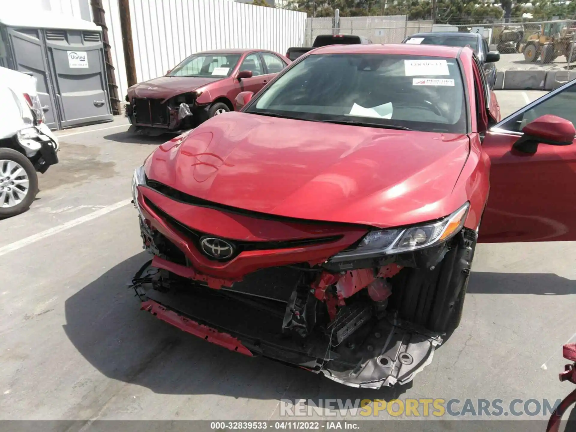 6 Photograph of a damaged car 4T1B11HK4KU172444 TOYOTA CAMRY 2019