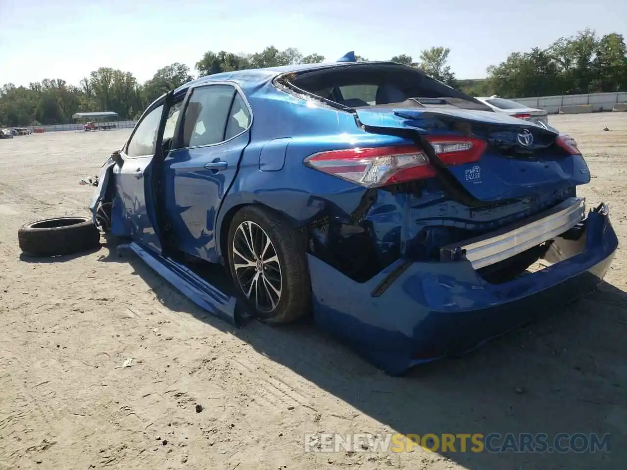 3 Photograph of a damaged car 4T1B11HK4KU174632 TOYOTA CAMRY 2019