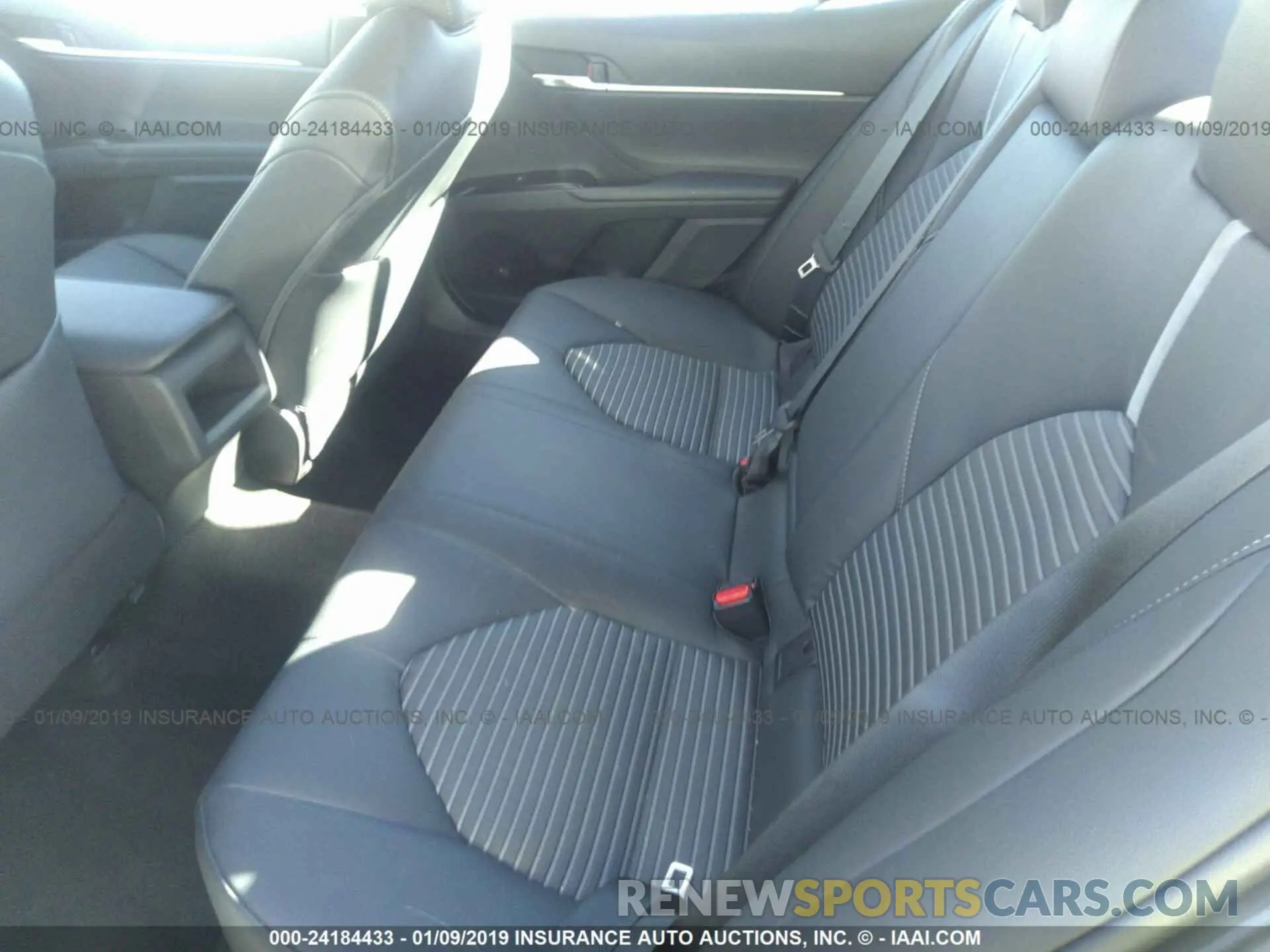 8 Photograph of a damaged car 4T1B11HK4KU175974 TOYOTA CAMRY 2019