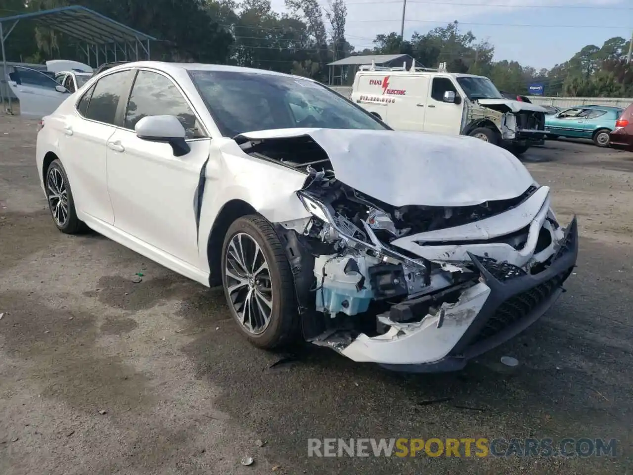 1 Photograph of a damaged car 4T1B11HK4KU178325 TOYOTA CAMRY 2019