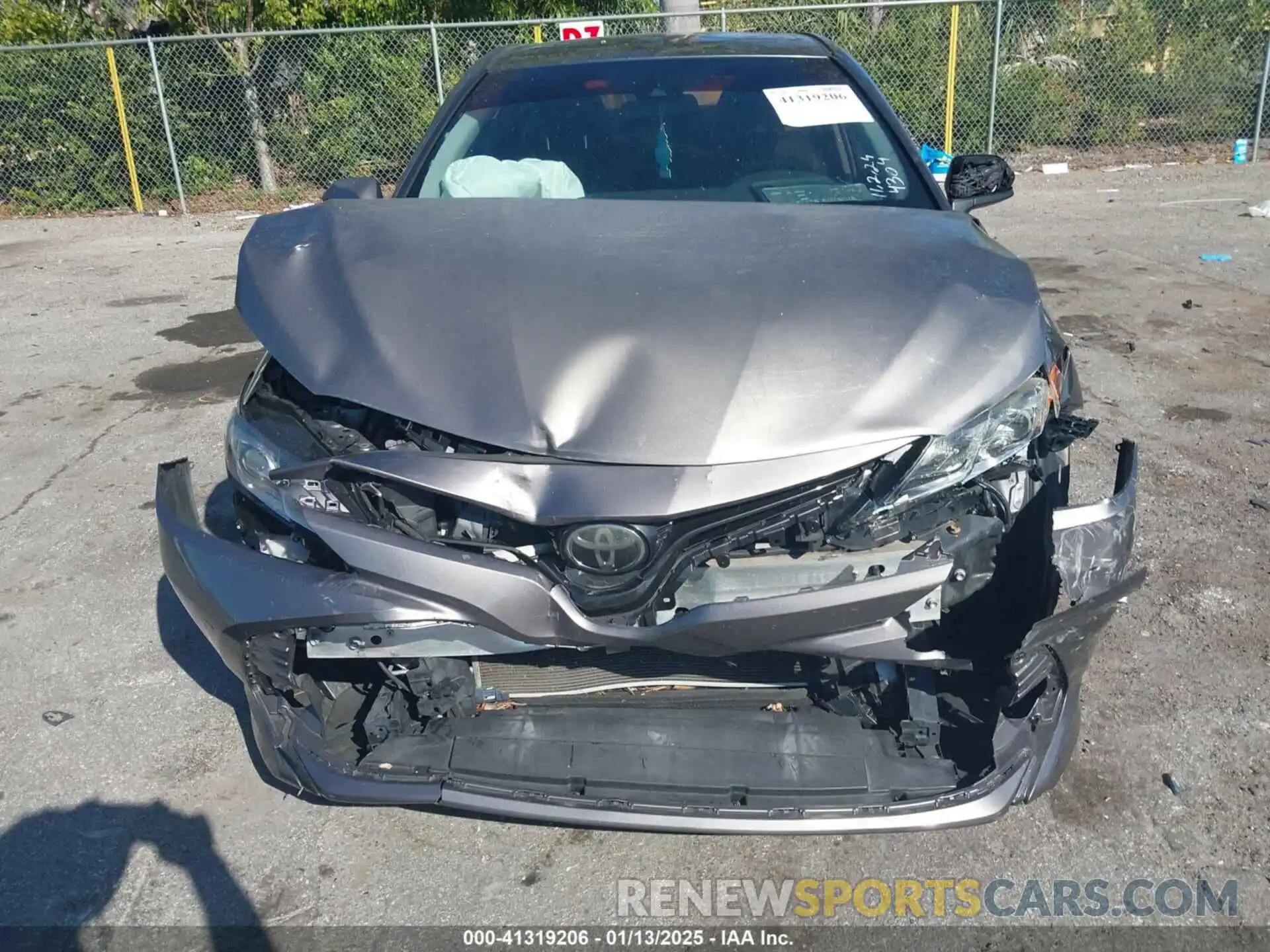 6 Photograph of a damaged car 4T1B11HK4KU184304 TOYOTA CAMRY 2019