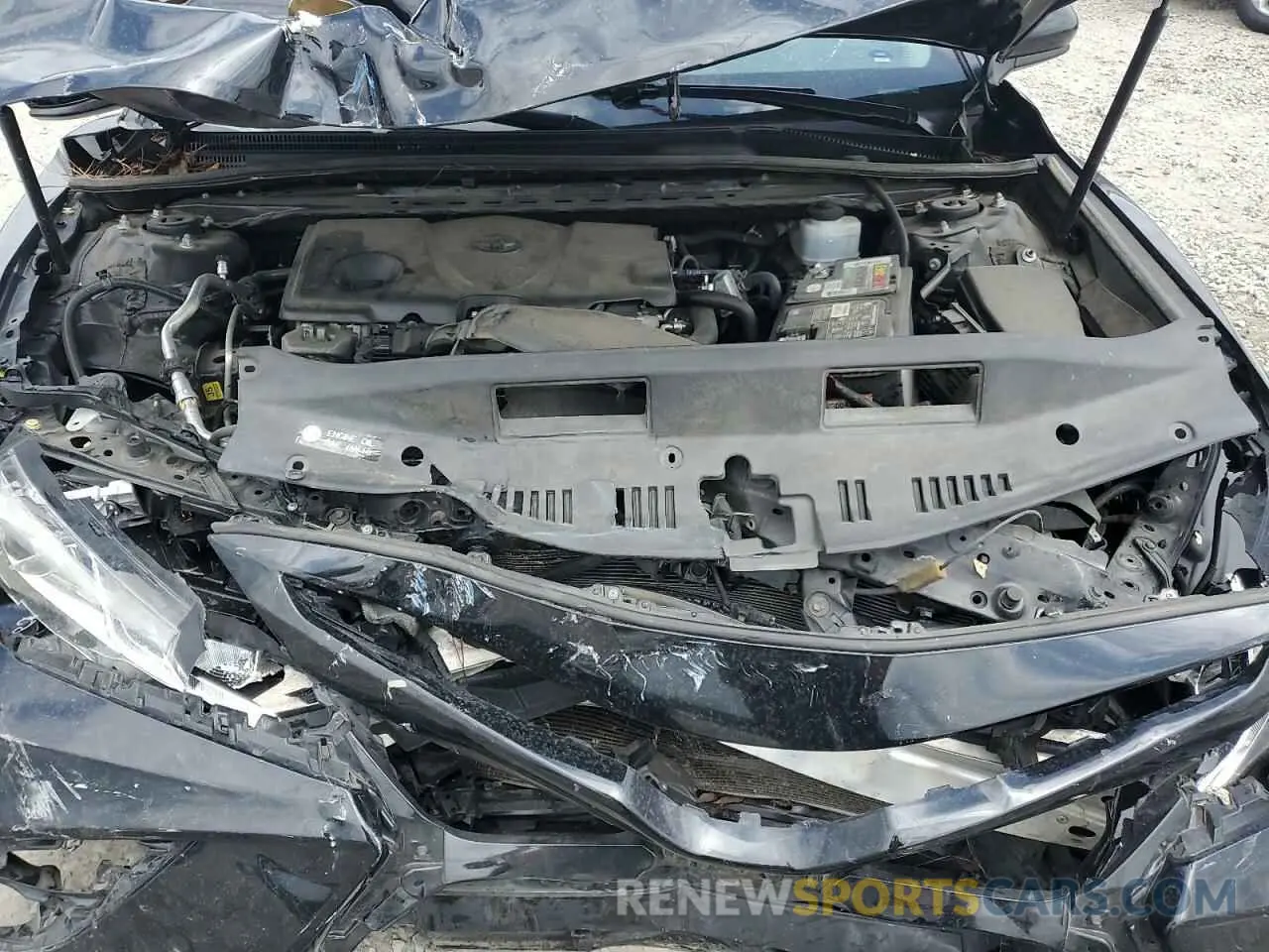 11 Photograph of a damaged car 4T1B11HK4KU195836 TOYOTA CAMRY 2019