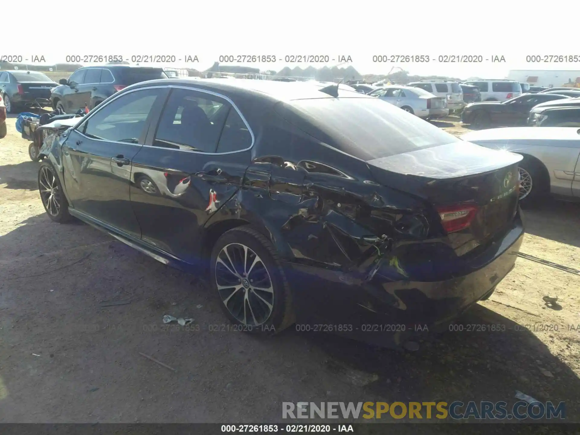 3 Photograph of a damaged car 4T1B11HK4KU198431 TOYOTA CAMRY 2019