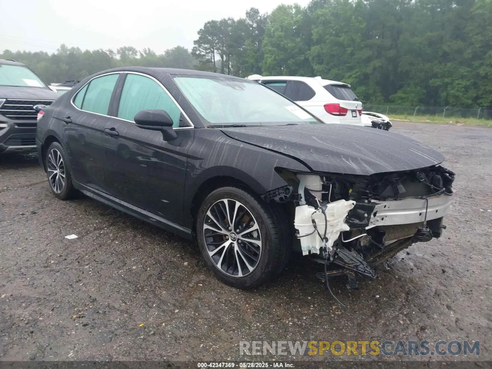 1 Photograph of a damaged car 4T1B11HK4KU199191 TOYOTA CAMRY 2019