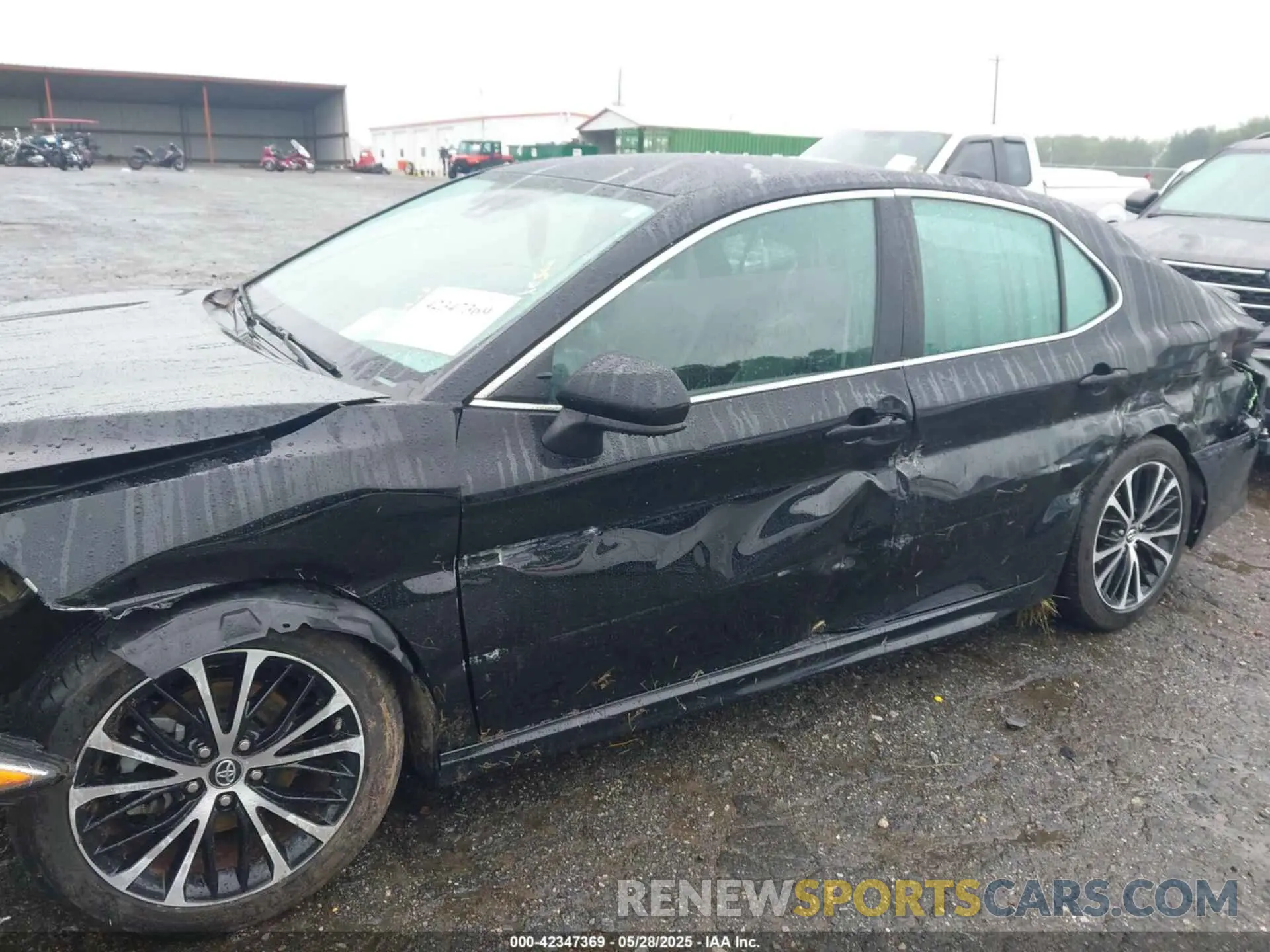 20 Photograph of a damaged car 4T1B11HK4KU199191 TOYOTA CAMRY 2019