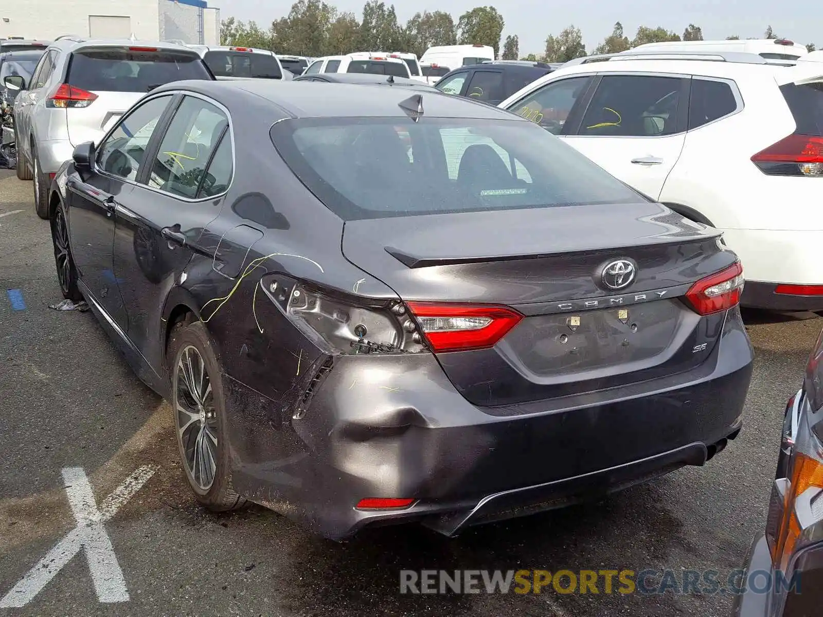 3 Photograph of a damaged car 4T1B11HK4KU200632 TOYOTA CAMRY 2019