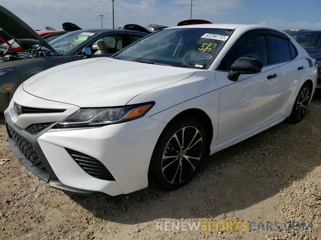 2 Photograph of a damaged car 4T1B11HK4KU200887 TOYOTA CAMRY 2019