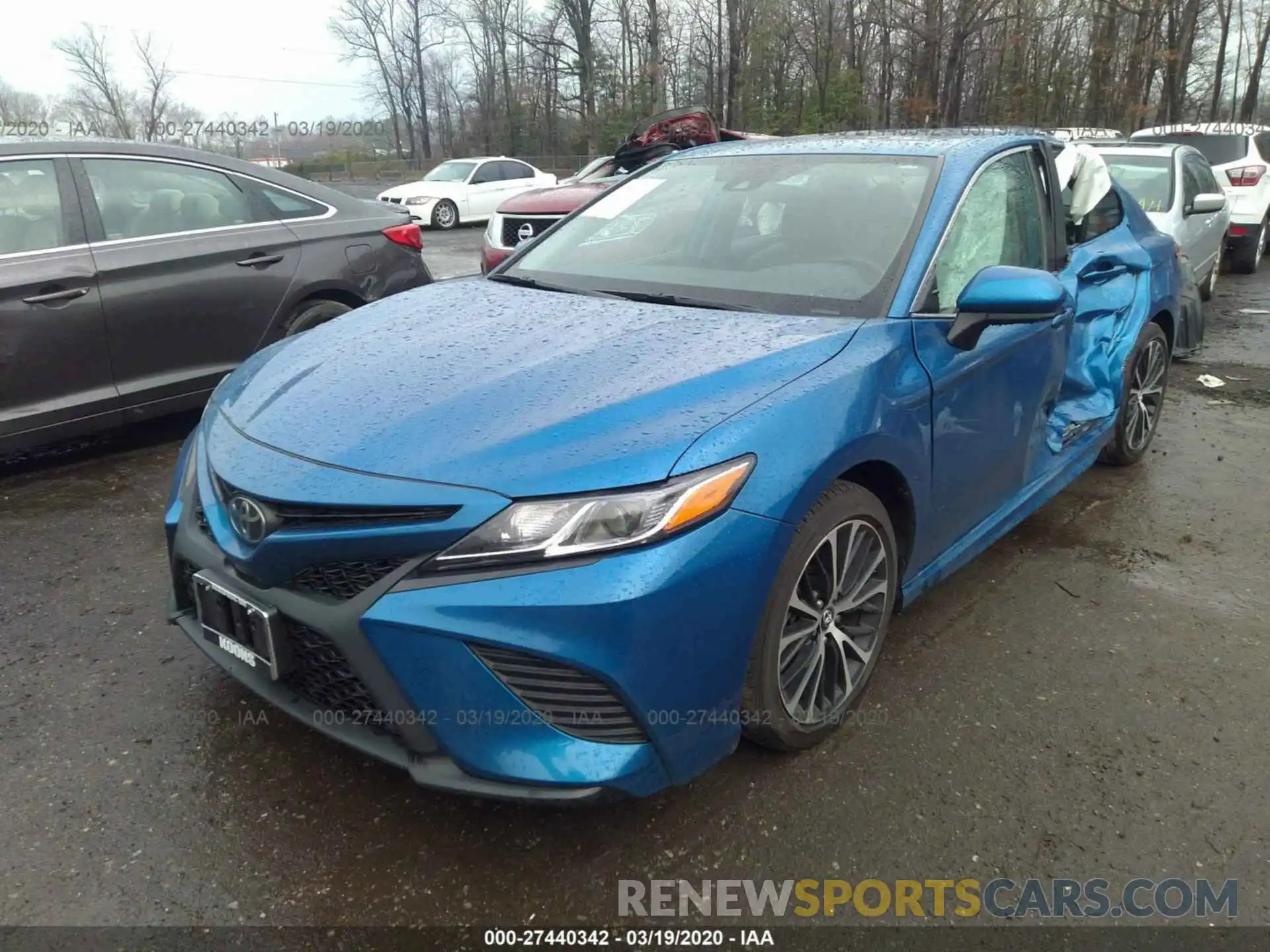 2 Photograph of a damaged car 4T1B11HK4KU201120 TOYOTA CAMRY 2019