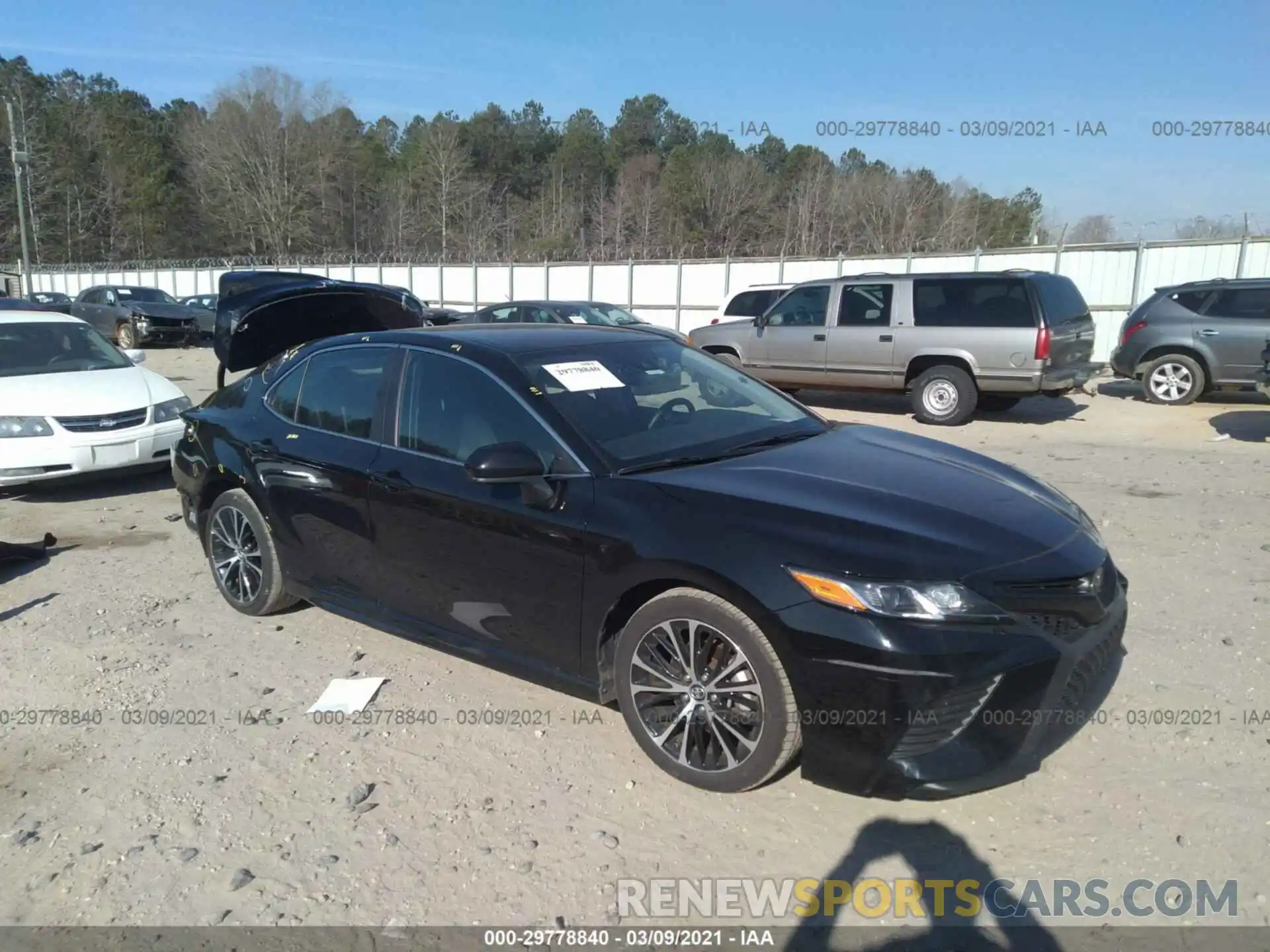 1 Photograph of a damaged car 4T1B11HK4KU209475 TOYOTA CAMRY 2019