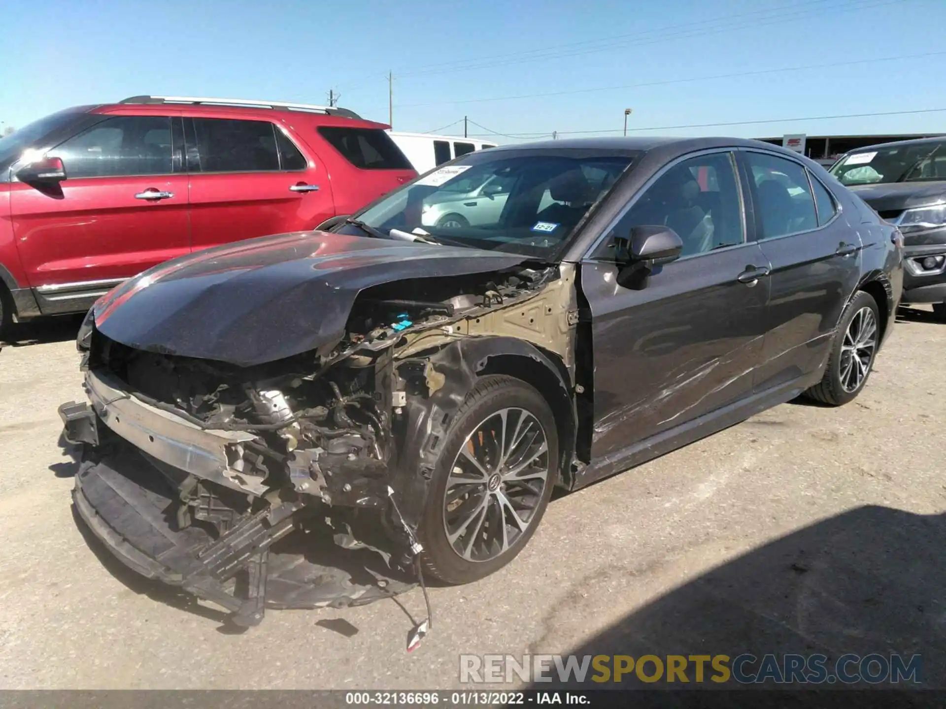 2 Photograph of a damaged car 4T1B11HK4KU214580 TOYOTA CAMRY 2019