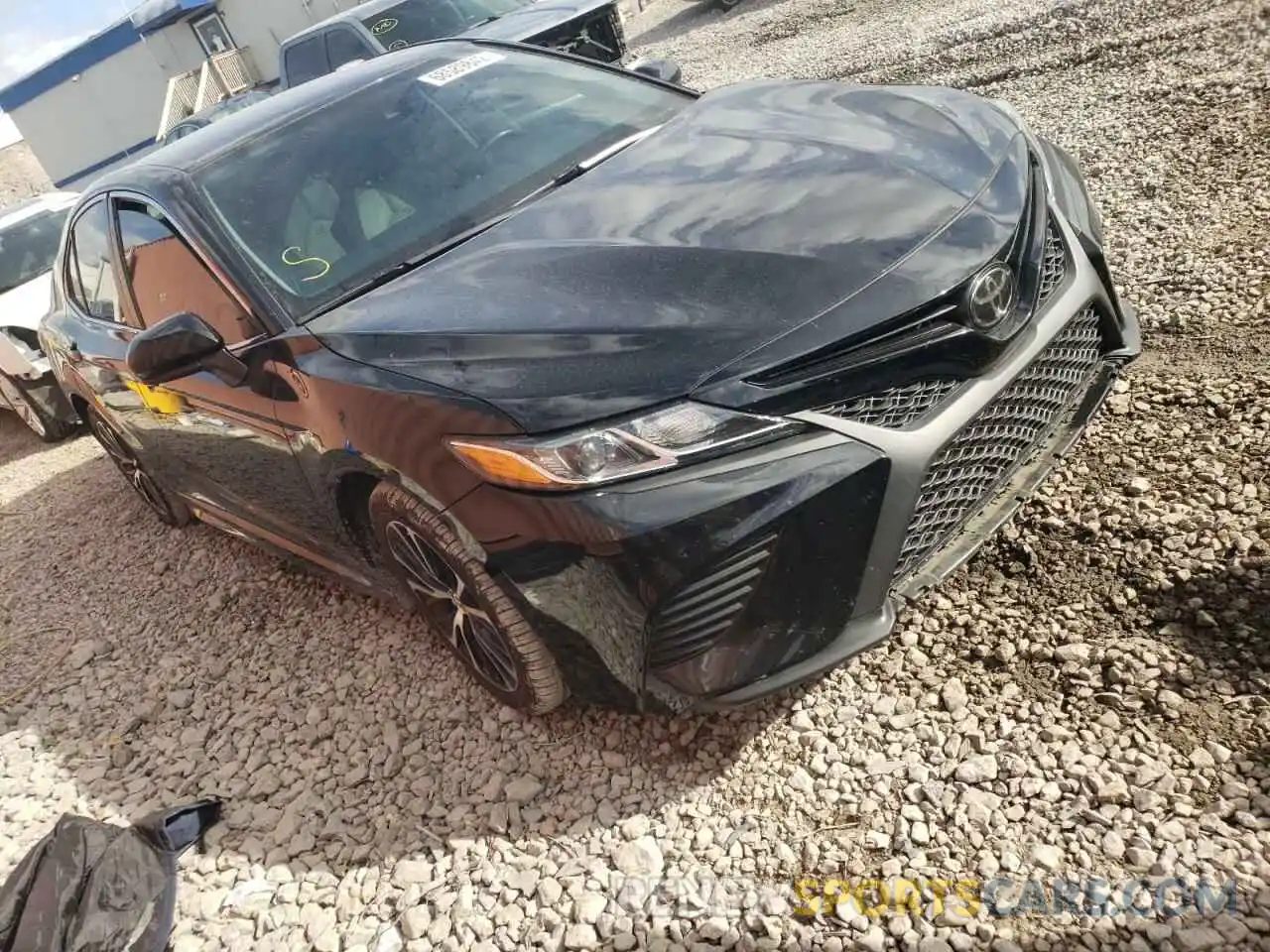 4 Photograph of a damaged car 4T1B11HK4KU215325 TOYOTA CAMRY 2019