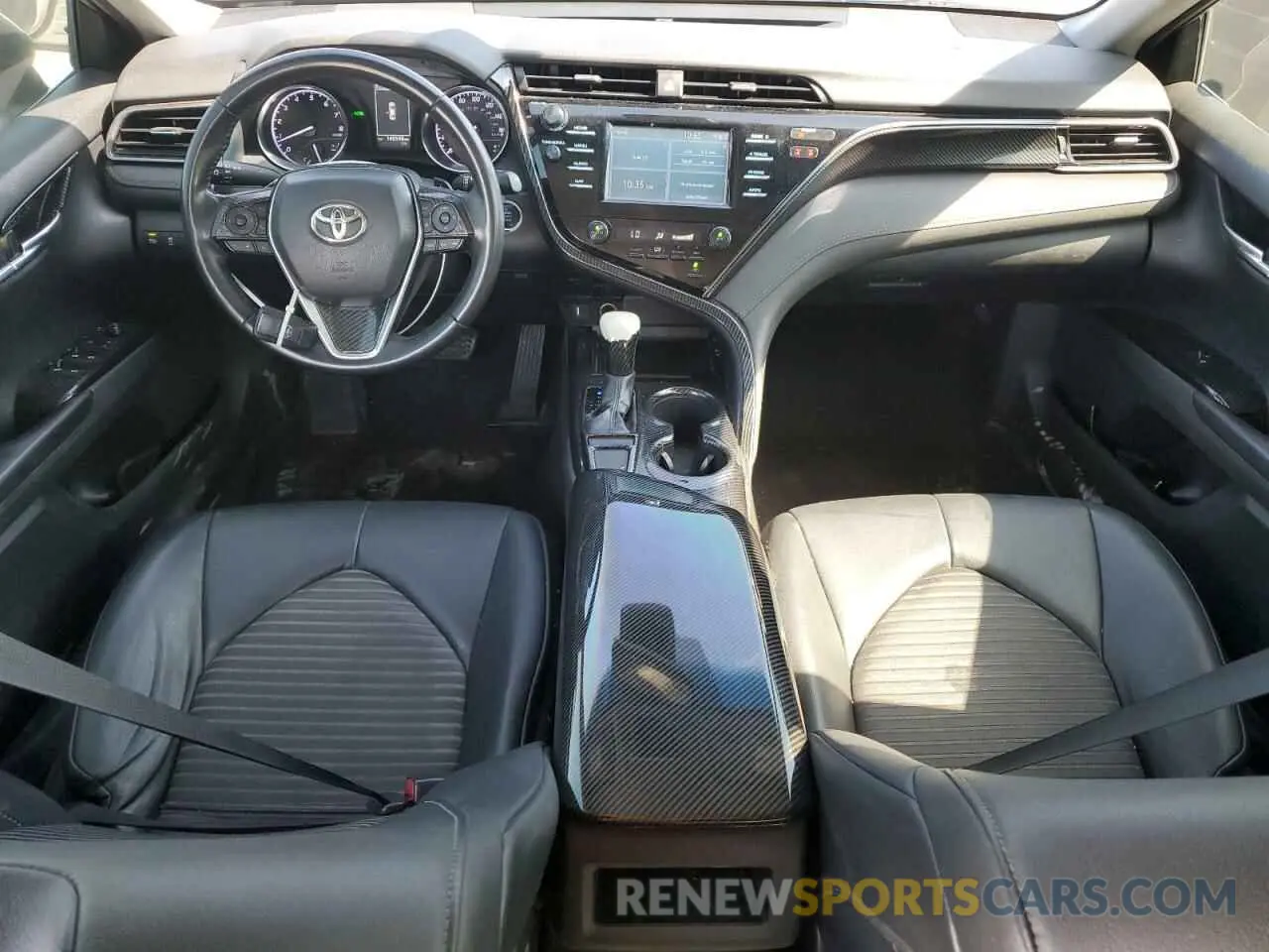 8 Photograph of a damaged car 4T1B11HK4KU216328 TOYOTA CAMRY 2019