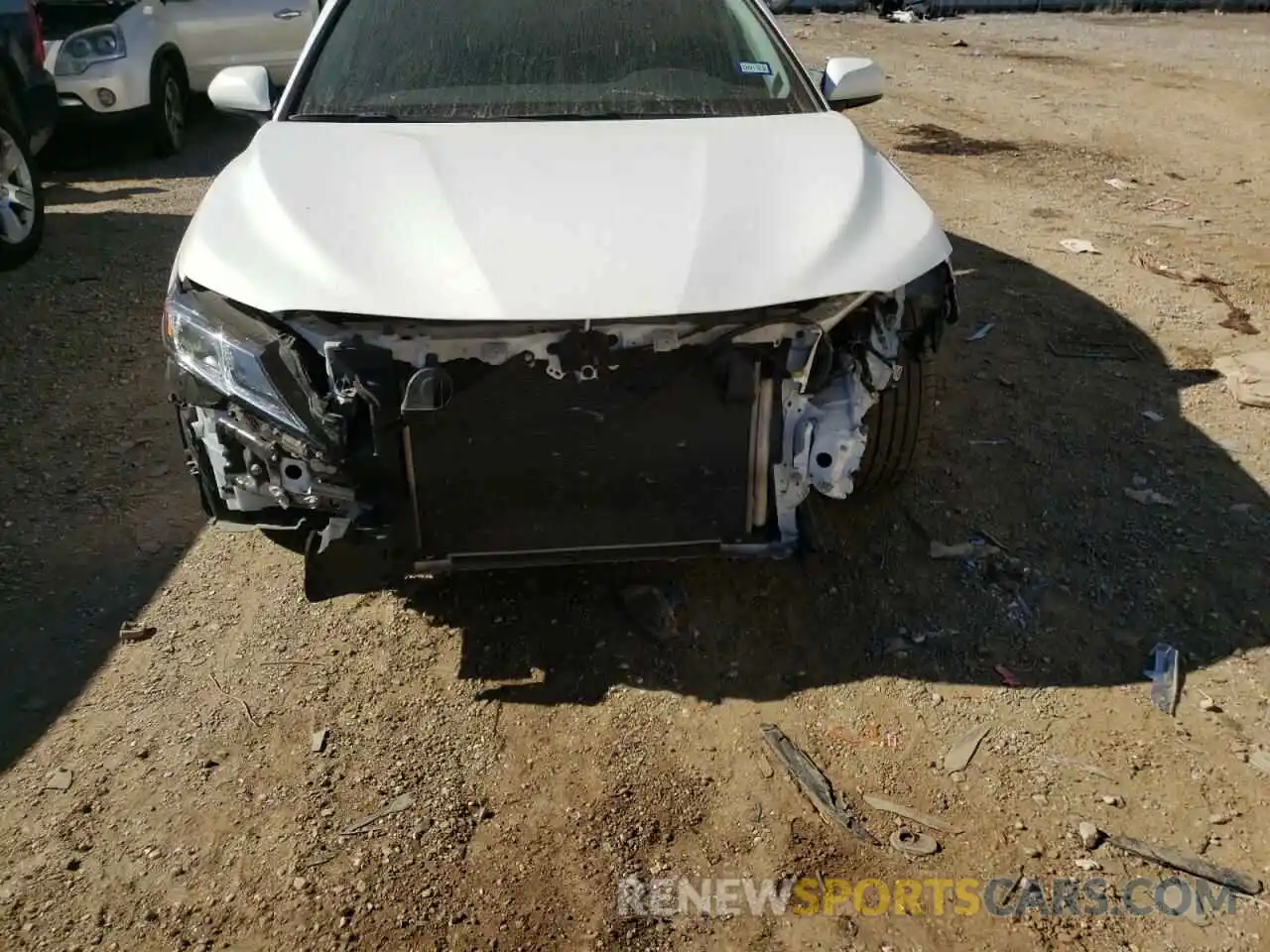 9 Photograph of a damaged car 4T1B11HK4KU217835 TOYOTA CAMRY 2019