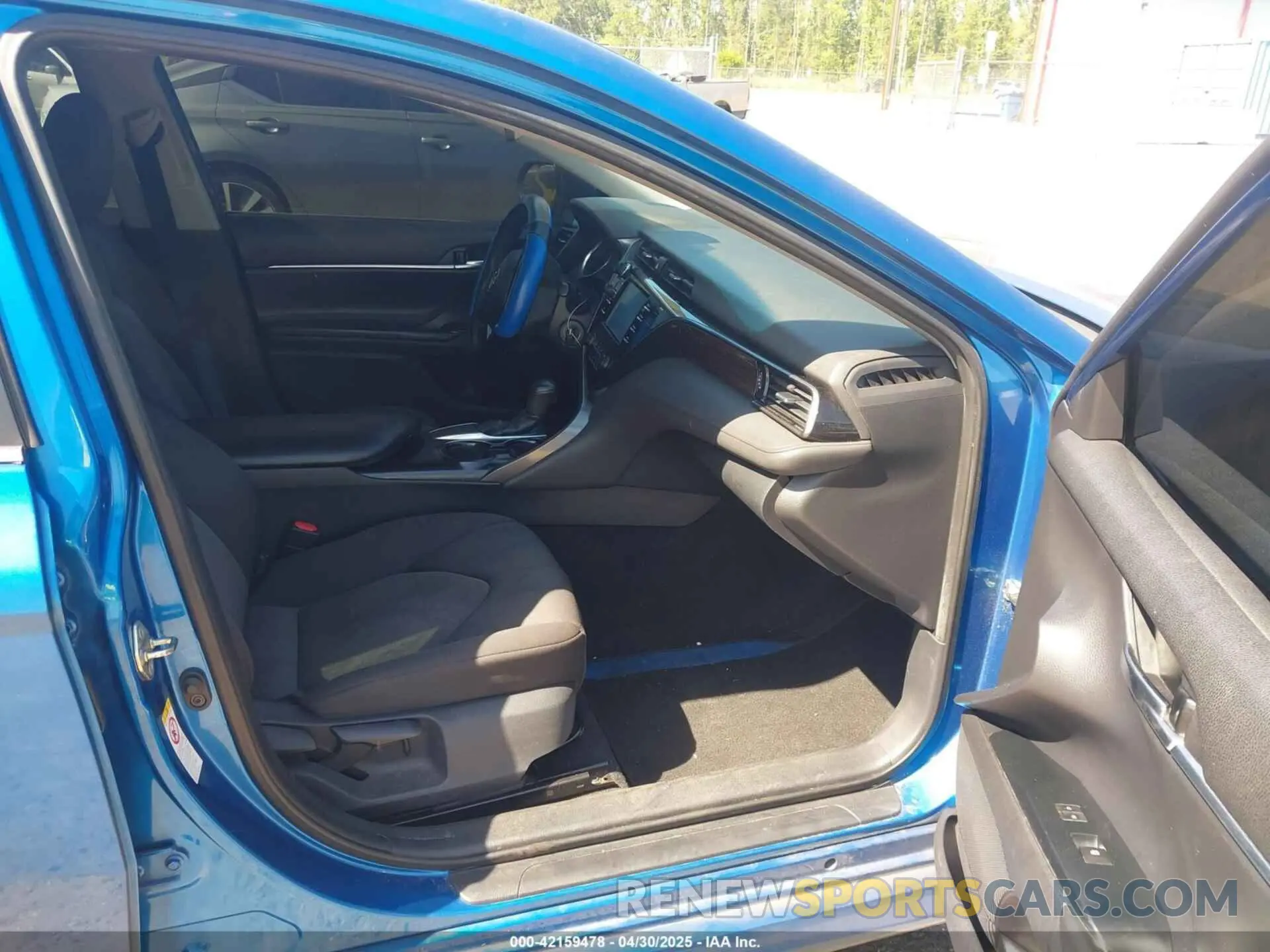 5 Photograph of a damaged car 4T1B11HK4KU223277 TOYOTA CAMRY 2019