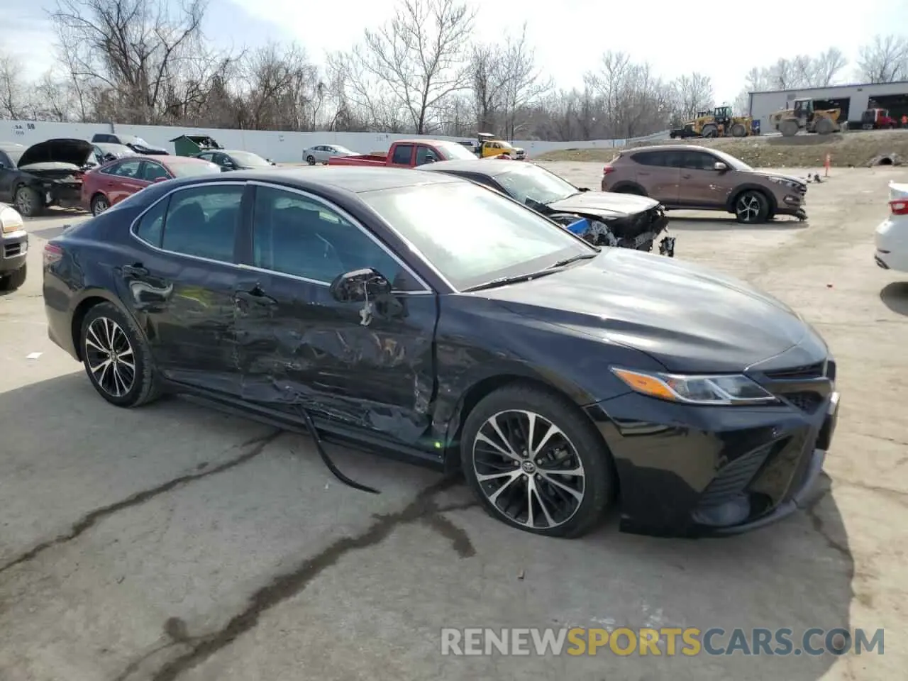 4 Photograph of a damaged car 4T1B11HK4KU223778 TOYOTA CAMRY 2019
