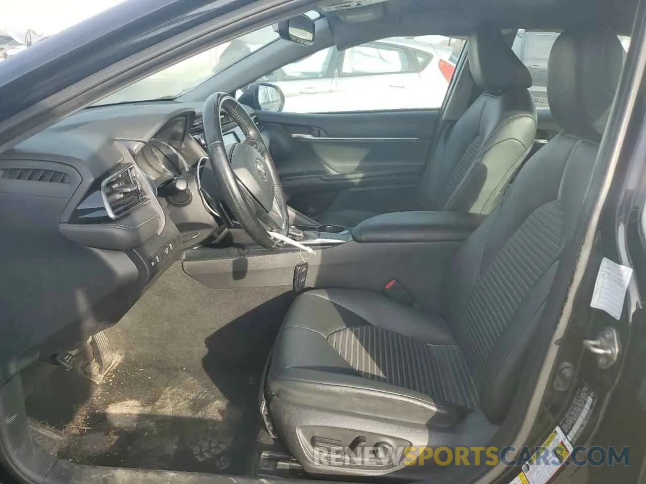 7 Photograph of a damaged car 4T1B11HK4KU223778 TOYOTA CAMRY 2019