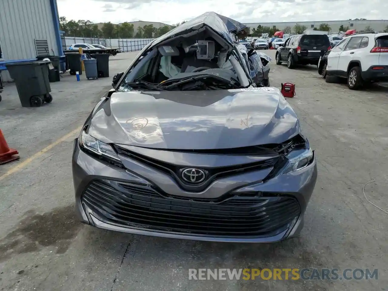 9 Photograph of a damaged car 4T1B11HK4KU225904 TOYOTA CAMRY 2019