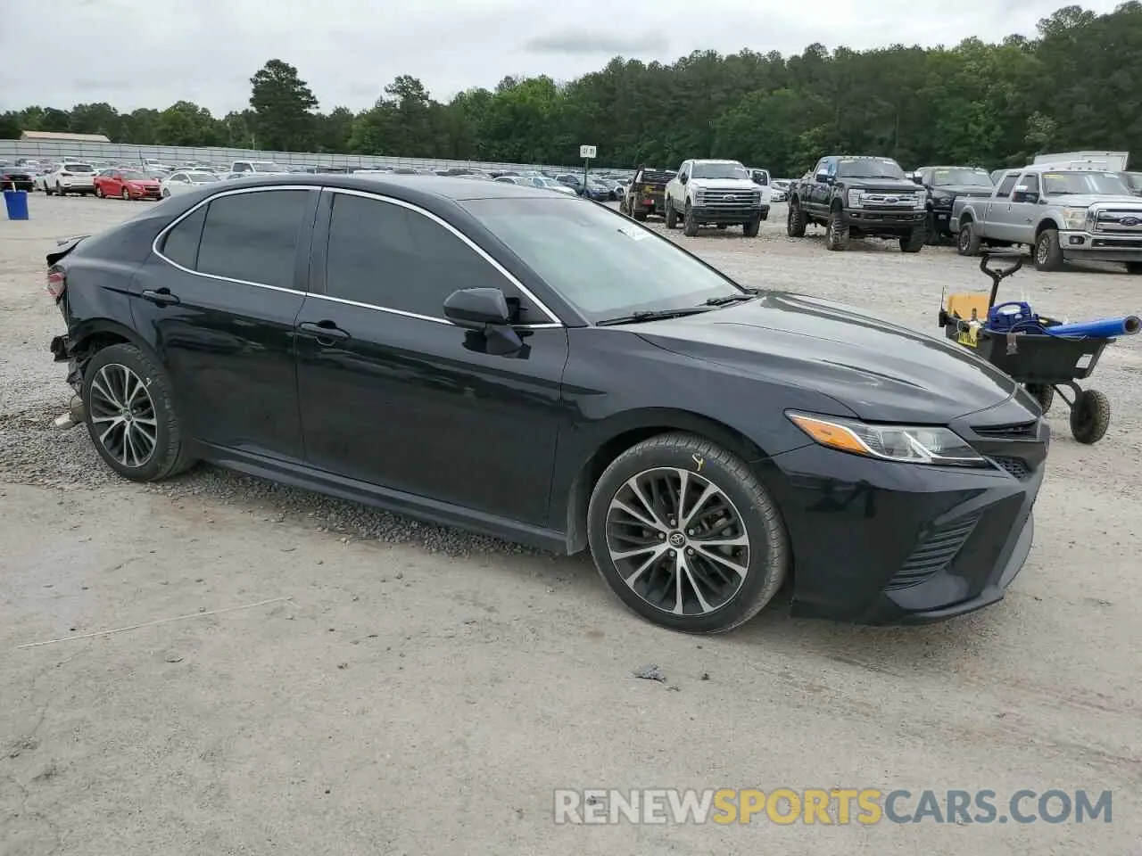 4 Photograph of a damaged car 4T1B11HK4KU230651 TOYOTA CAMRY 2019