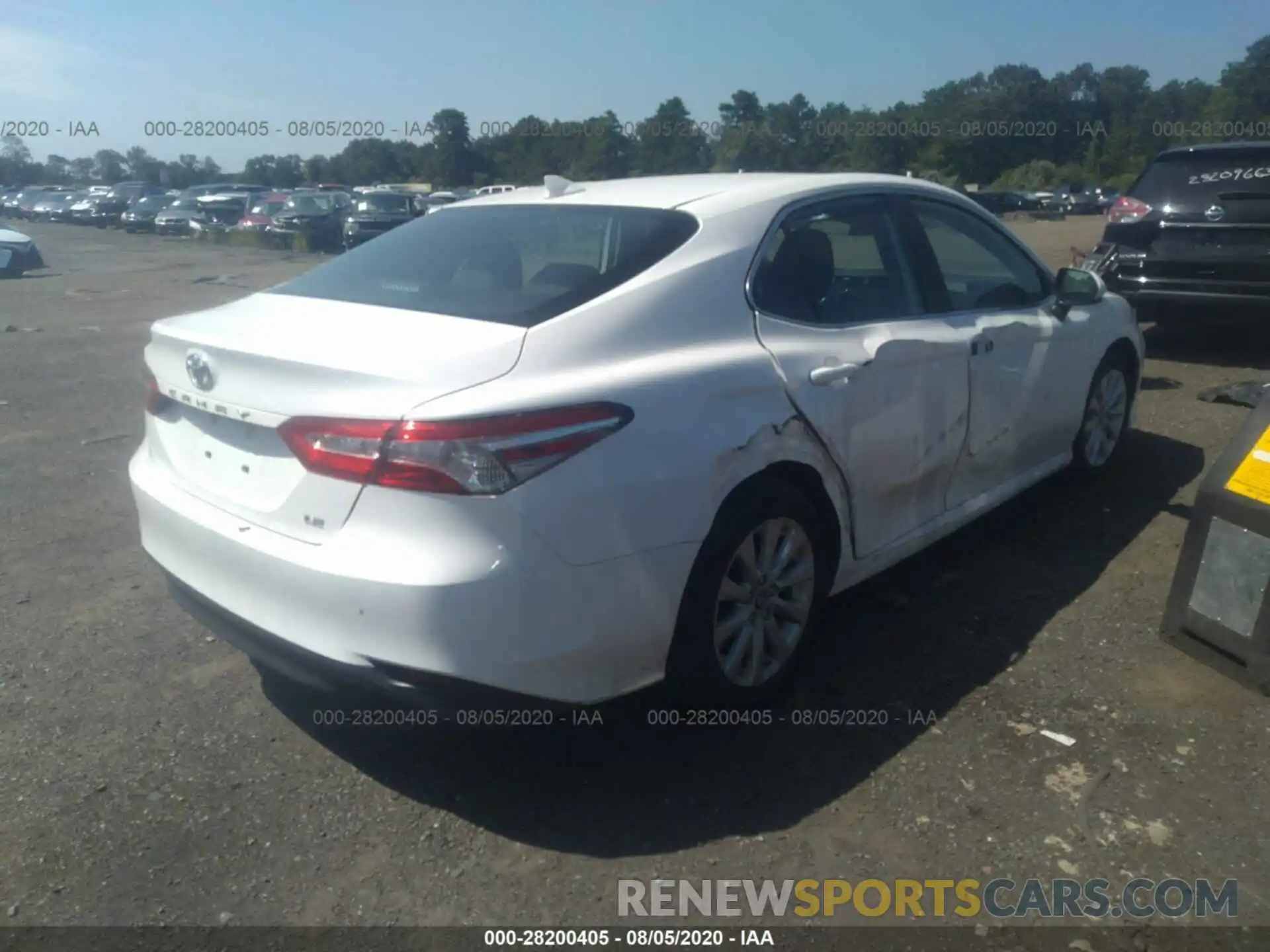 4 Photograph of a damaged car 4T1B11HK4KU230844 TOYOTA CAMRY 2019